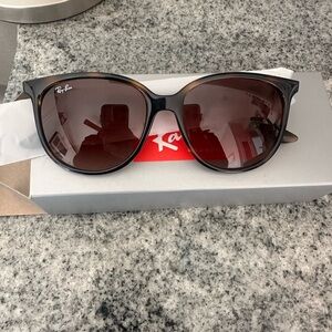 Ray-Ban Women's  Sunglasses